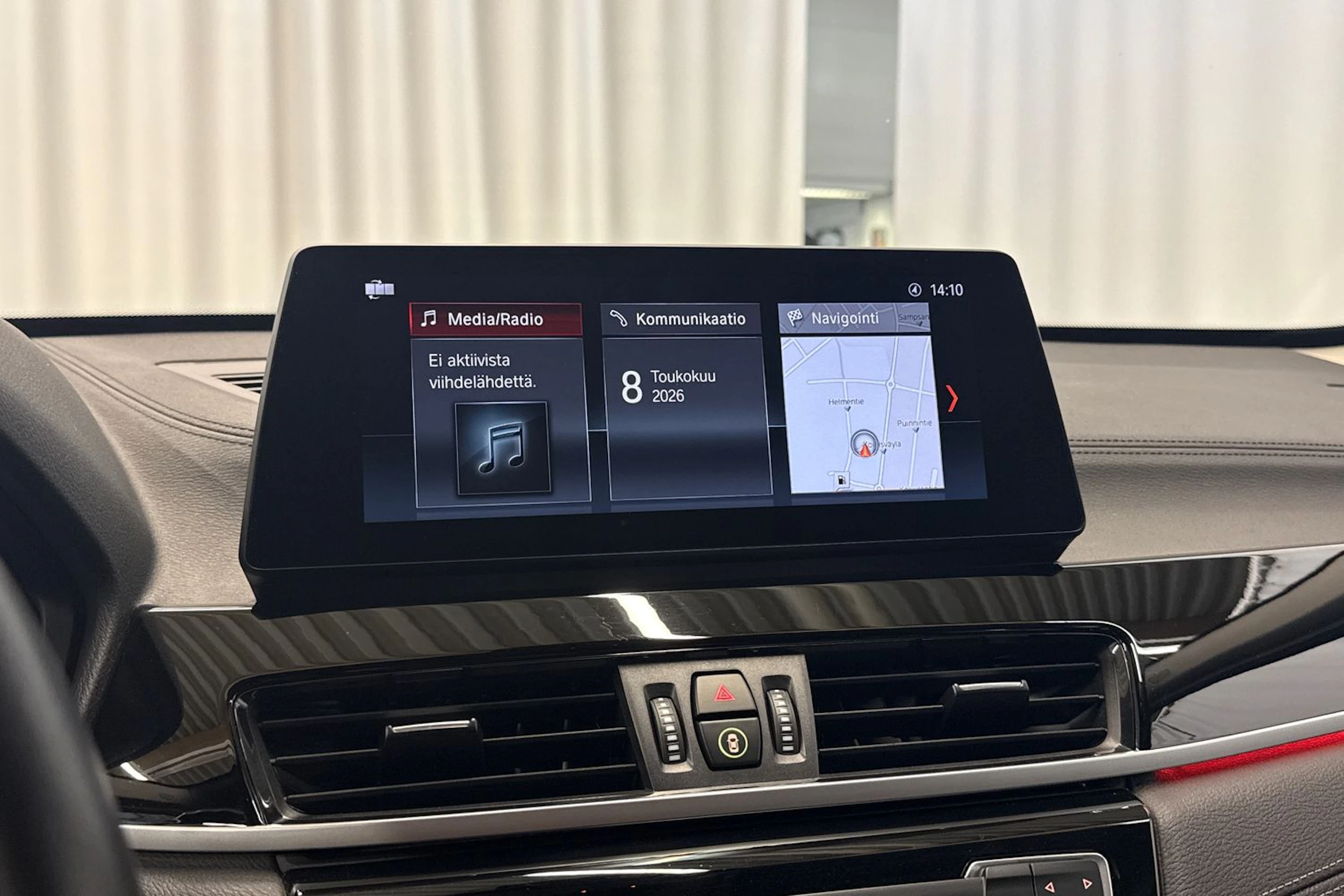 valkoinen BMW X1 2021 kuva 21.