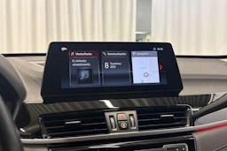 valkoinen BMW X1 2021 kuva 21.