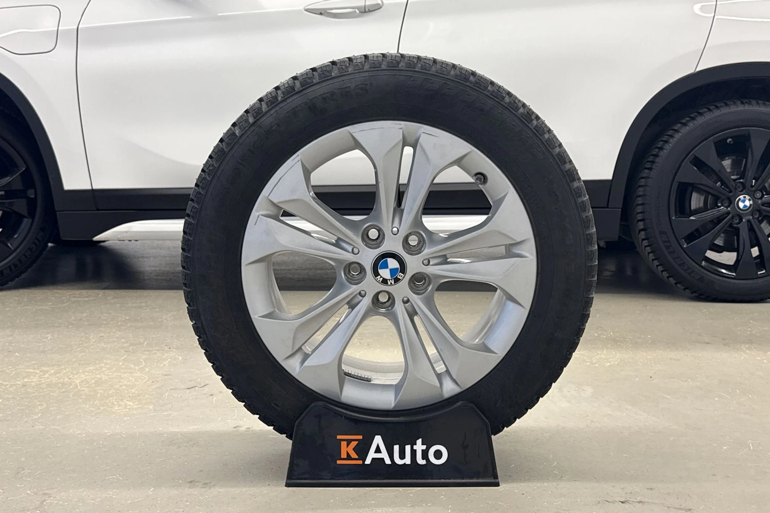 valkoinen BMW X1 2021 kuva 30.