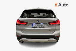 harmaa BMW X1 2021 kuva 4.