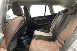 harmaa BMW X1 2021 kuva 11.