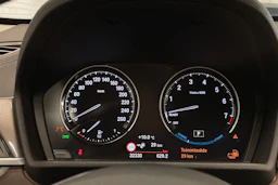 harmaa BMW X1 2021 kuva 16.