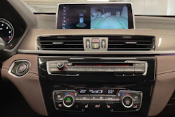 harmaa BMW X1 2021 kuva 19.