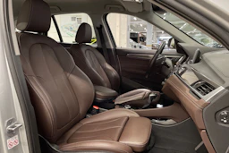 harmaa BMW X1 2021 kuva 26.