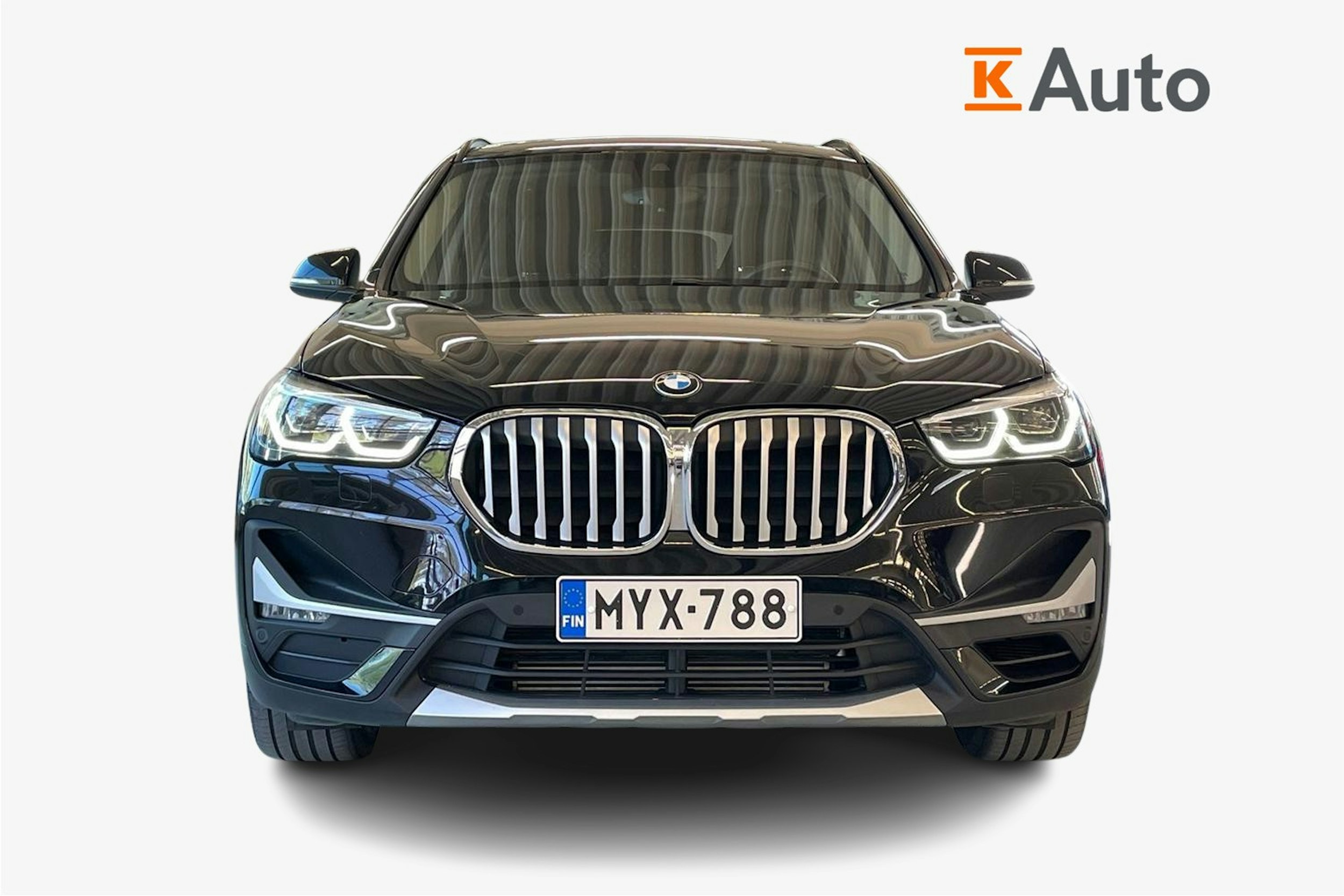Musta BMW X1 2021 kuva 5.