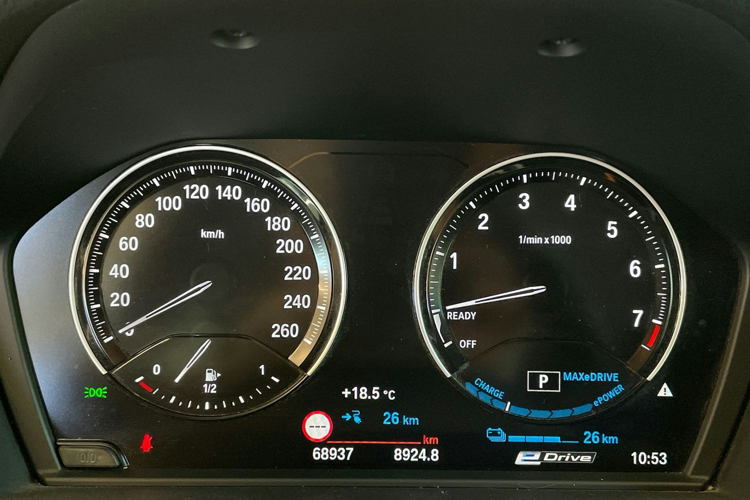 Musta BMW X1 2021 kuva 16.