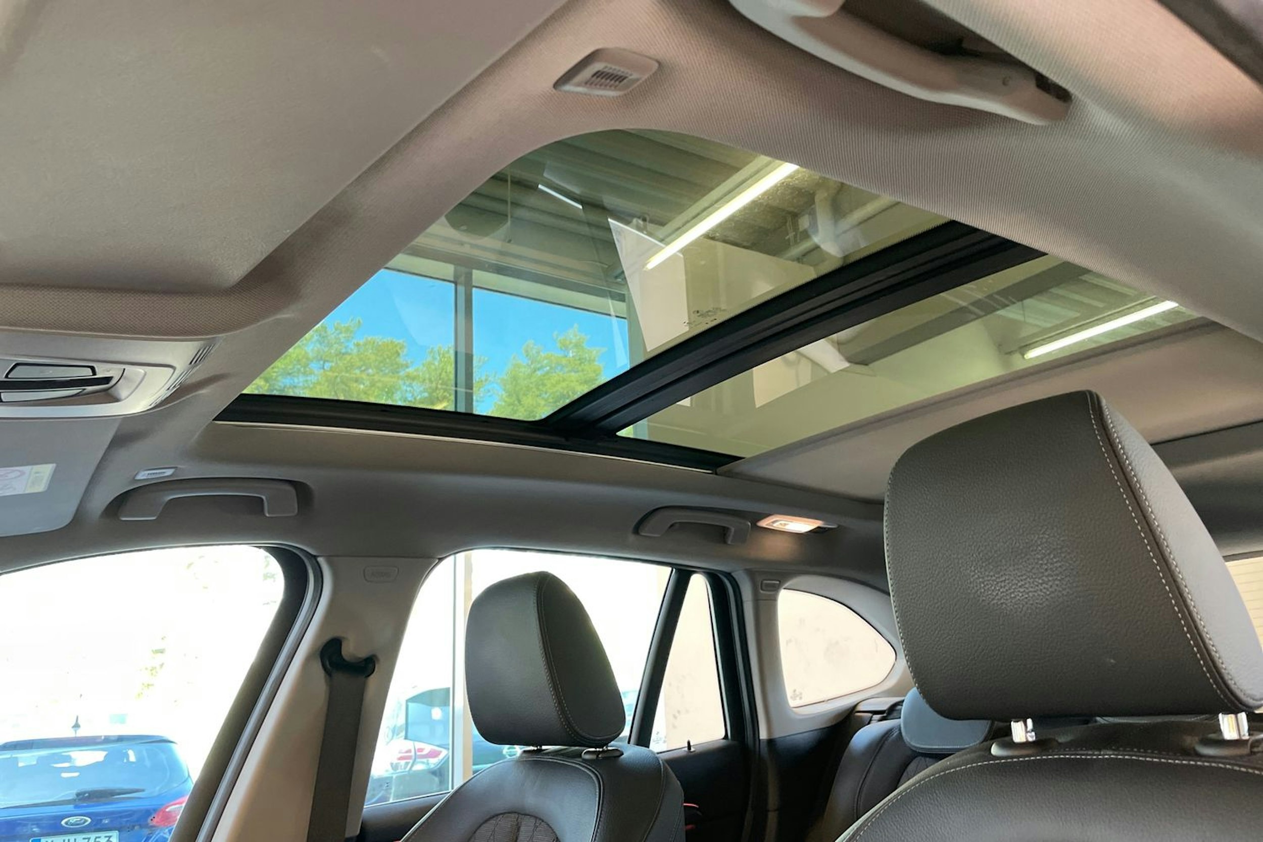 Musta BMW X1 2021 kuva 25.