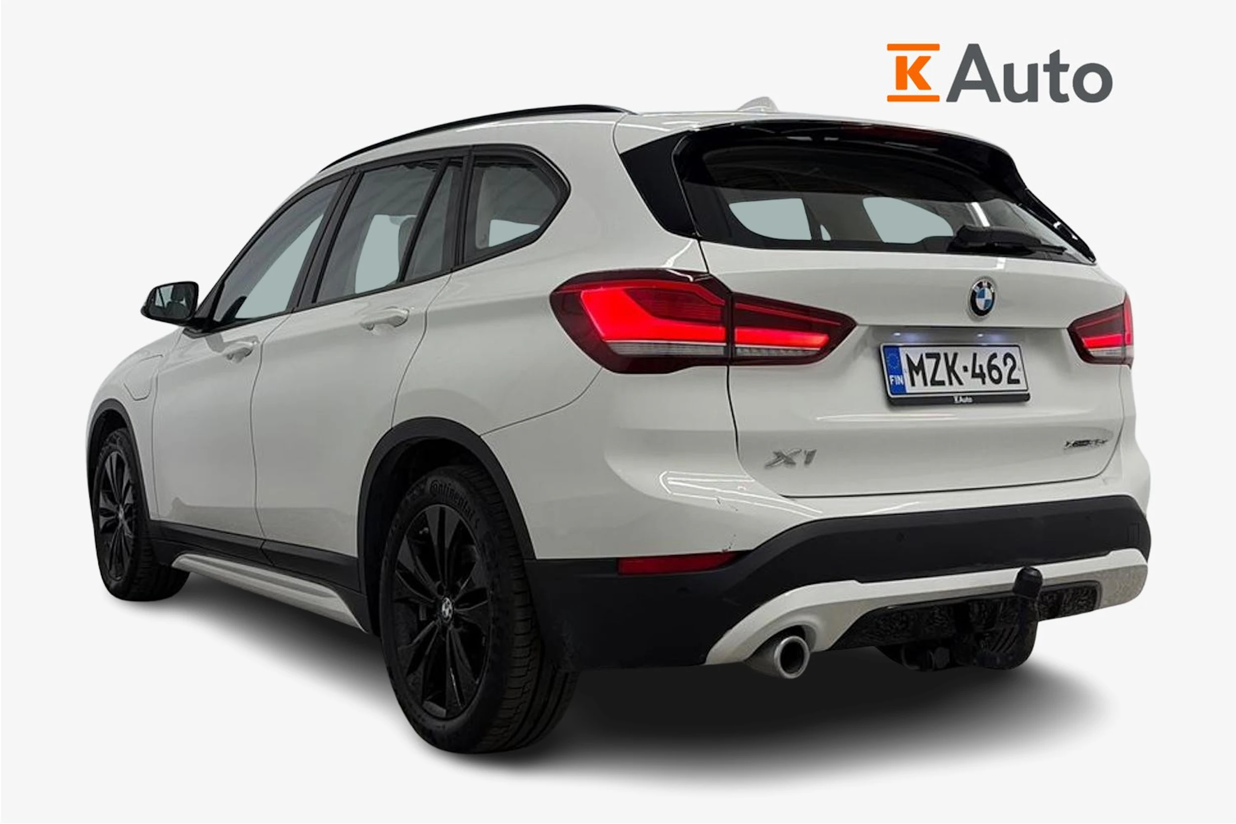 valkoinen BMW X1 2021 kuva 2.