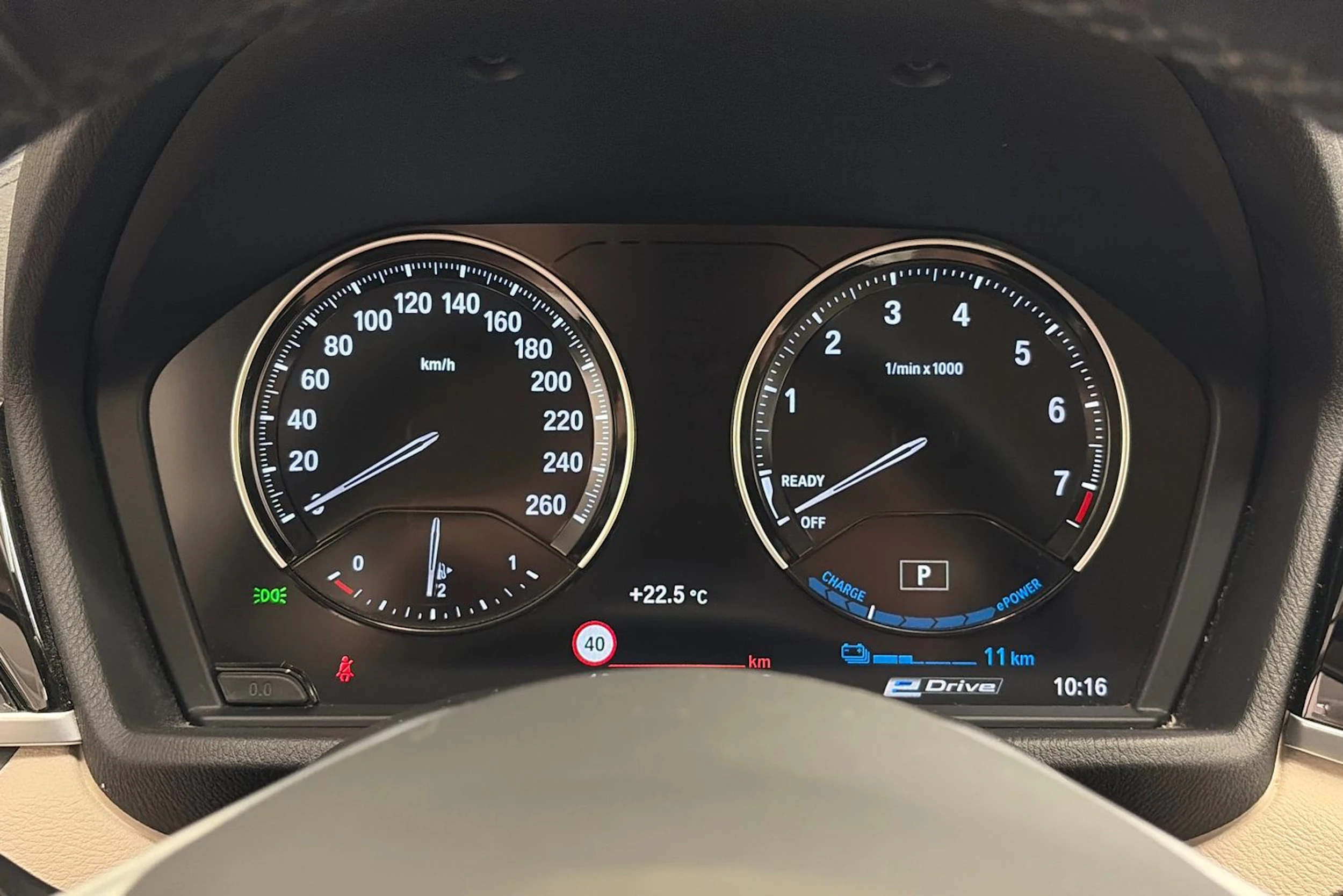 valkoinen BMW X1 2021 kuva 14.