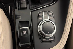 valkoinen BMW X1 2021 kuva 25.