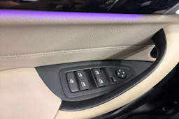 valkoinen BMW X1 2021 kuva 27.