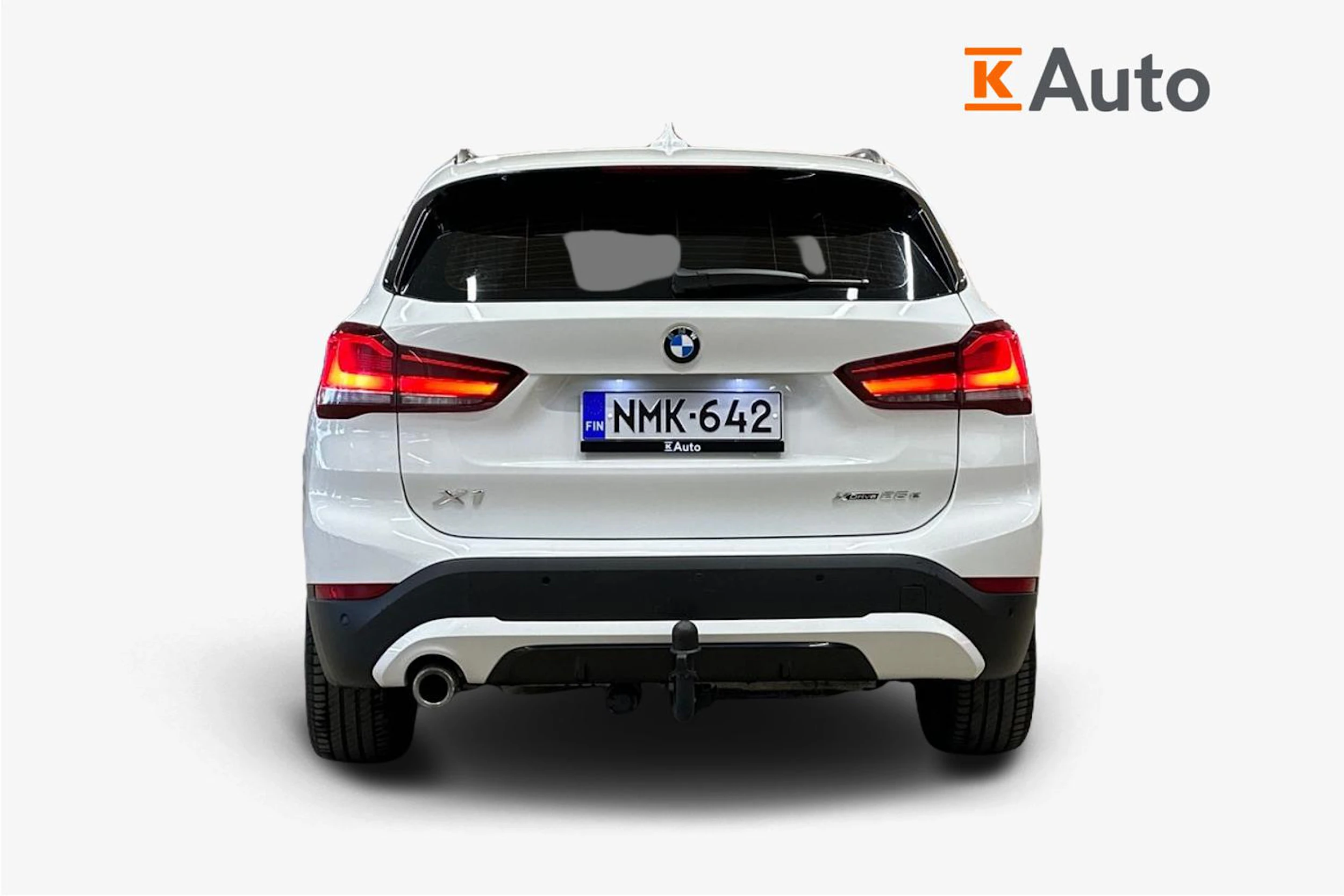 valkoinen BMW X1 2022 kuva 4.