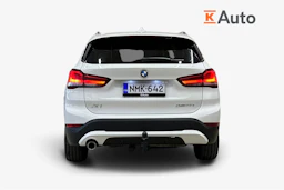 valkoinen BMW X1 2022 kuva 4.