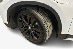 valkoinen BMW X1 2022 kuva 12.