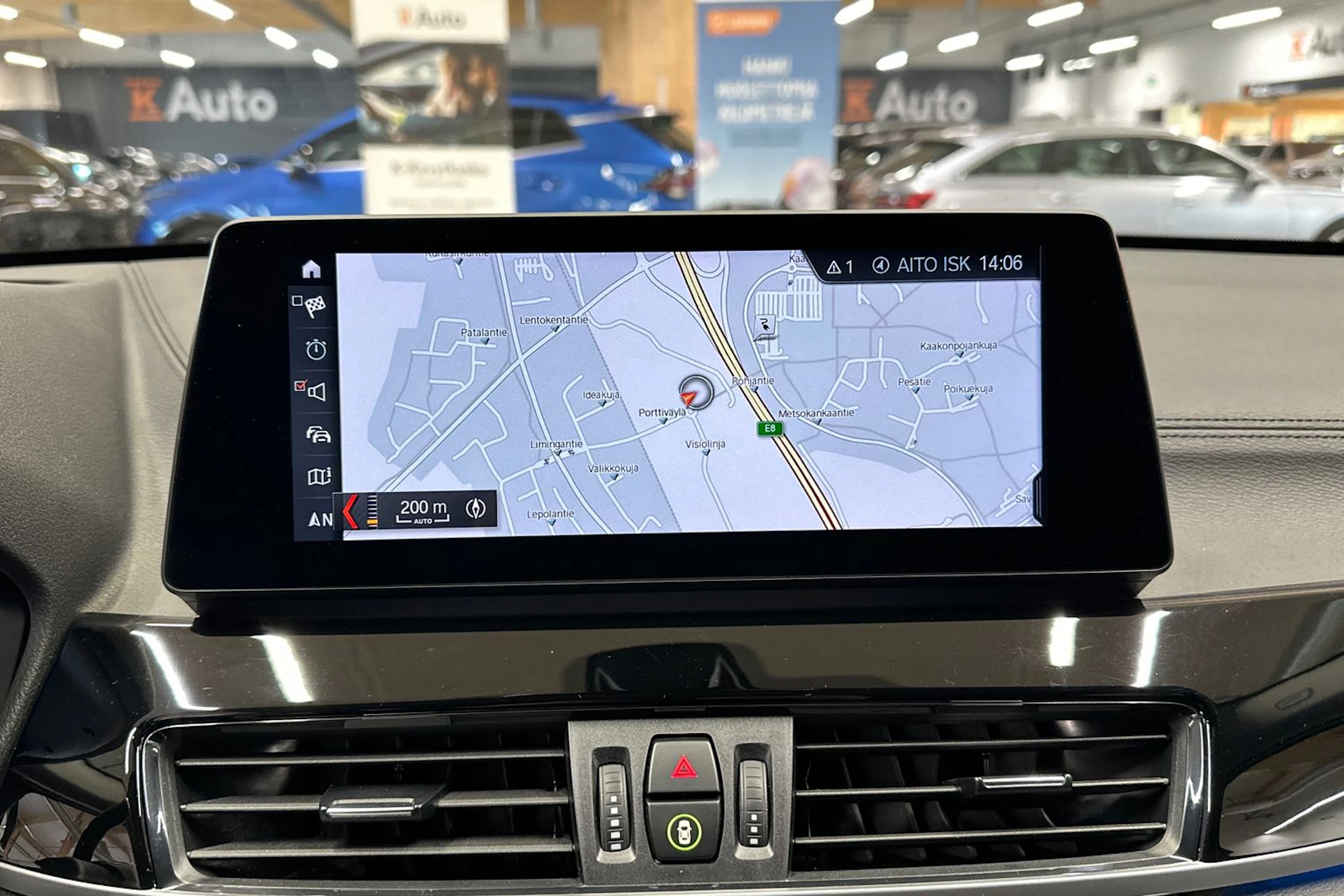 valkoinen BMW X1 2022 kuva 18.