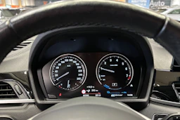 valkoinen BMW X1 2022 kuva 23.