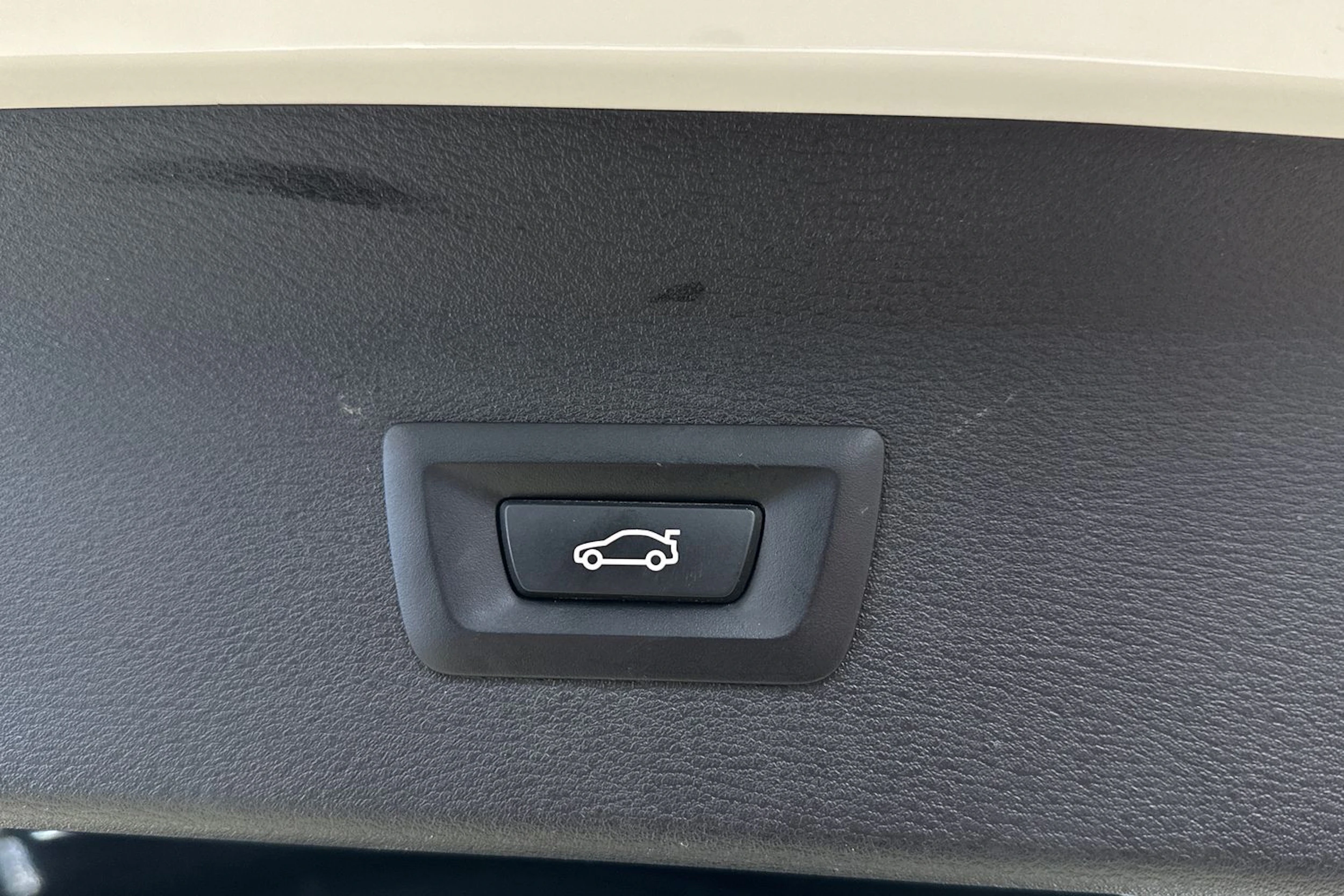 valkoinen BMW X1 2022 kuva 30.