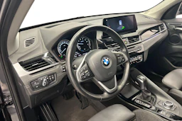harmaa BMW X1 2021 kuva 8.