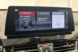 harmaa BMW X1 2021 kuva 24.