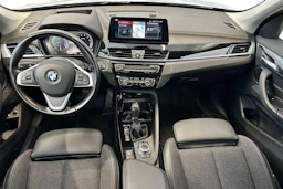 musta BMW X1 2021 kuva 9.
