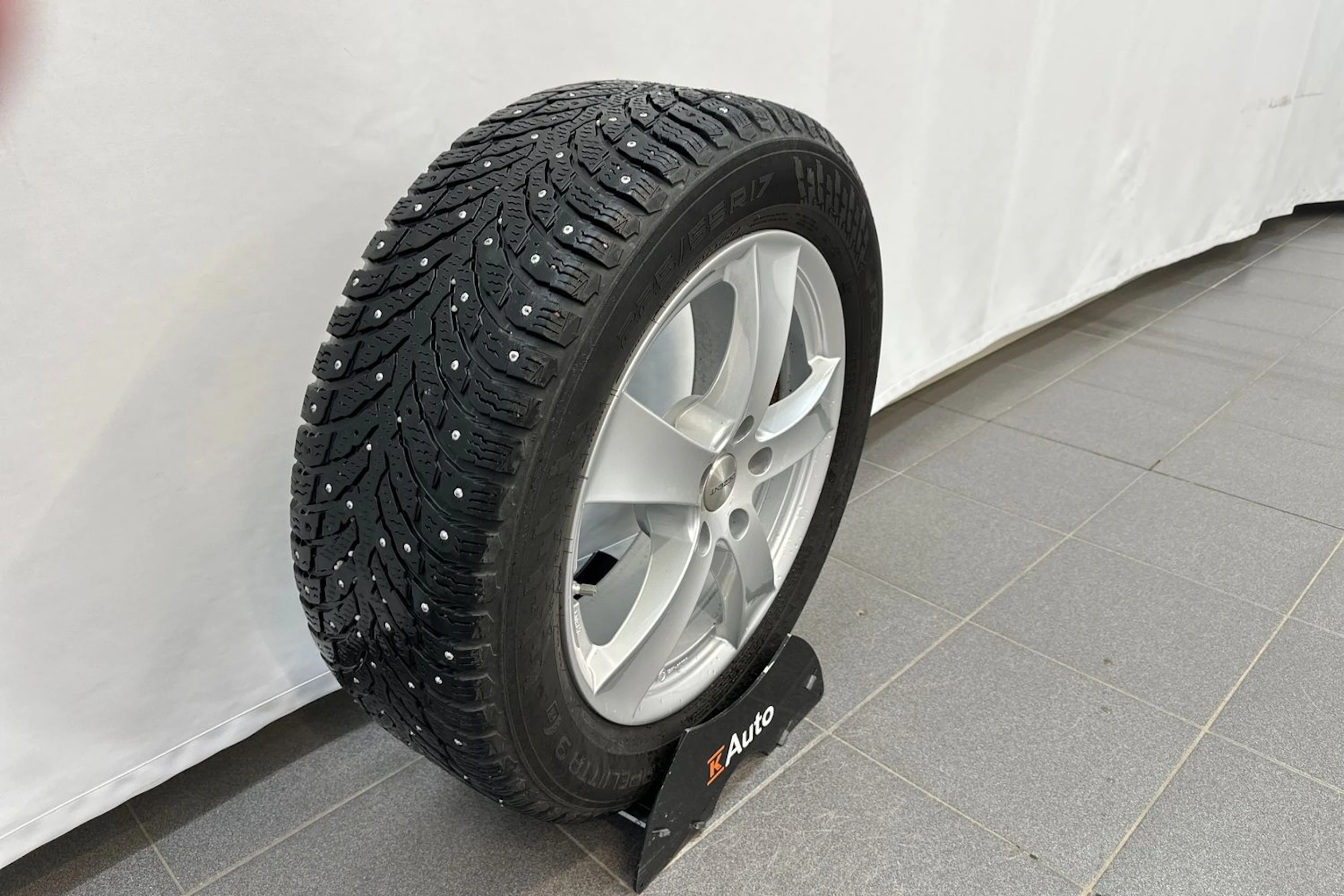 musta BMW X1 2021 kuva 13.