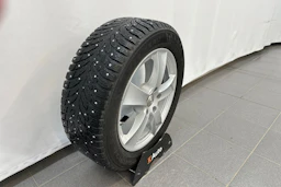 musta BMW X1 2021 kuva 13.