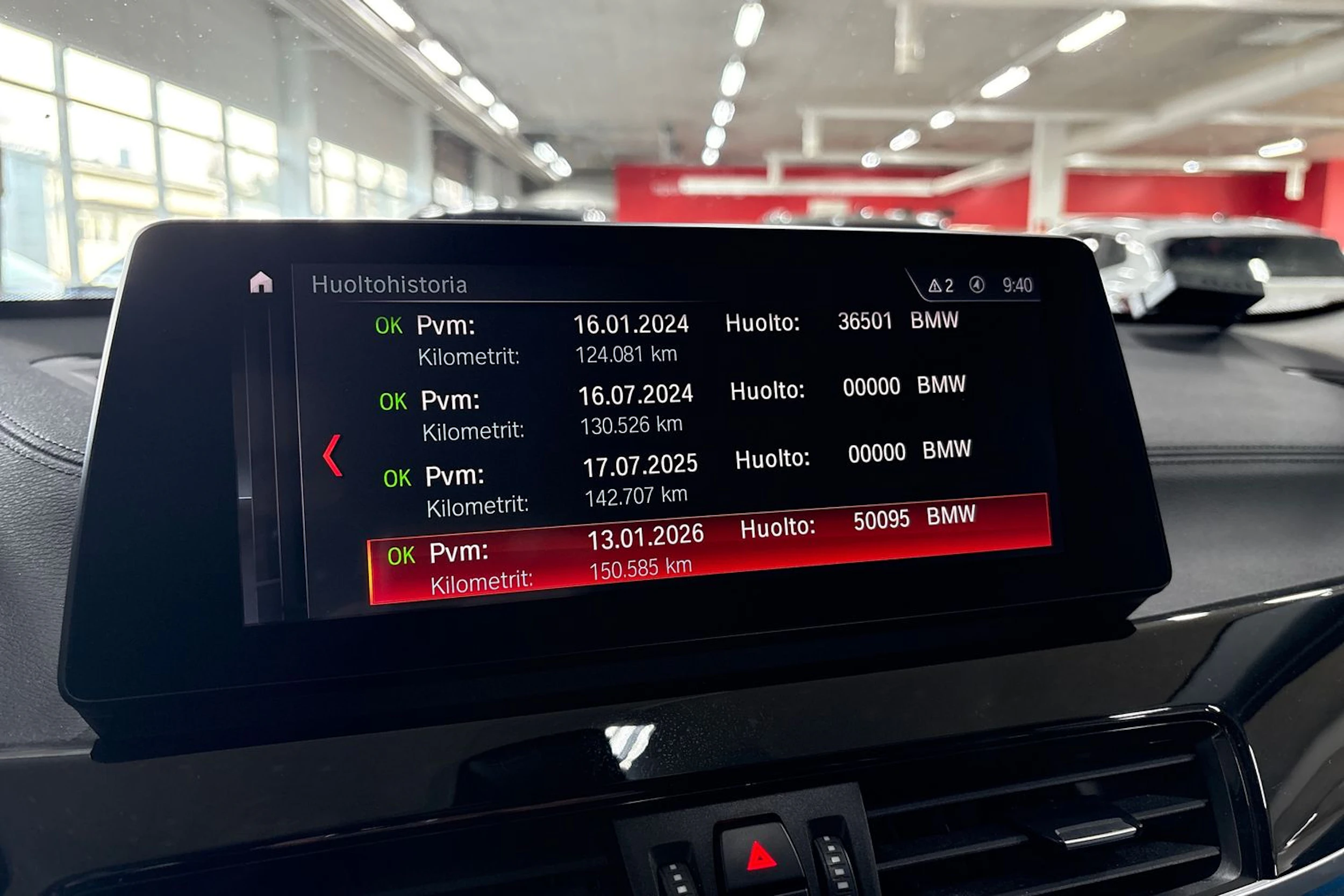 Musta BMW X1 2021 kuva 19.