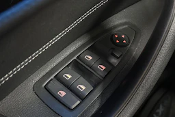 Musta BMW X1 2021 kuva 24.