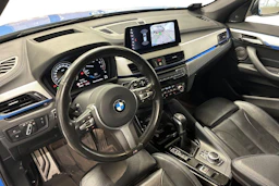 sininen BMW X1 2021 kuva 6.