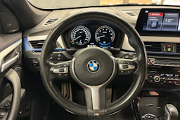 sininen BMW X1 2021 kuva 11.