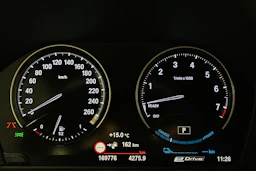 sininen BMW X1 2021 kuva 14.