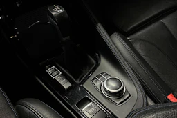 sininen BMW X1 2021 kuva 21.