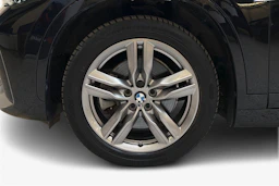 musta BMW X1 2022 kuva 9.