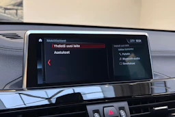 musta BMW X1 2022 kuva 18.