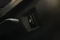 musta BMW X1 2022 kuva 25.