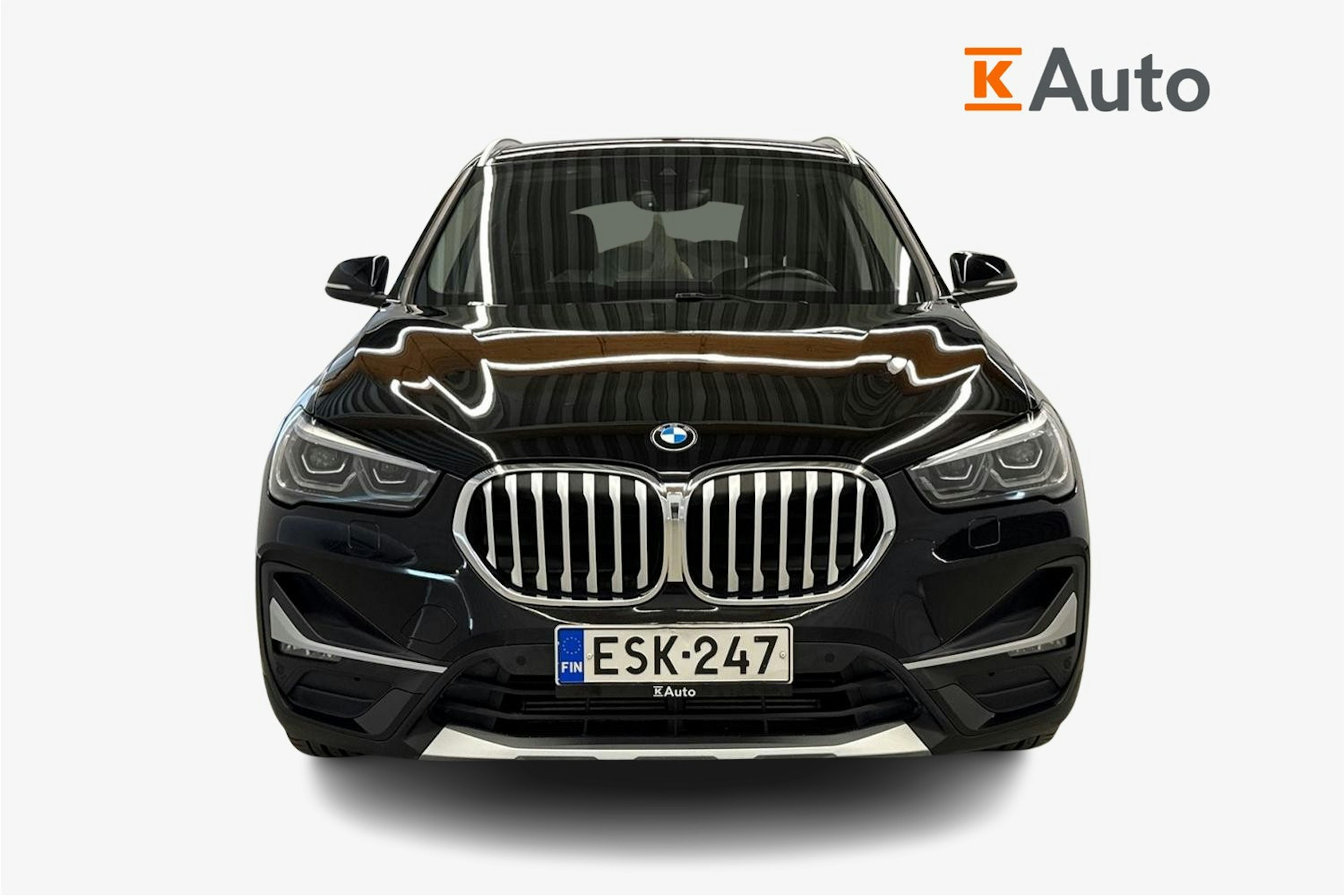 musta BMW X1 2022 kuva 5.