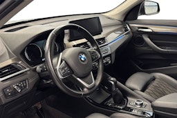 musta BMW X1 2022 kuva 7.