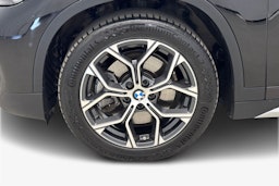 musta BMW X1 2022 kuva 11.