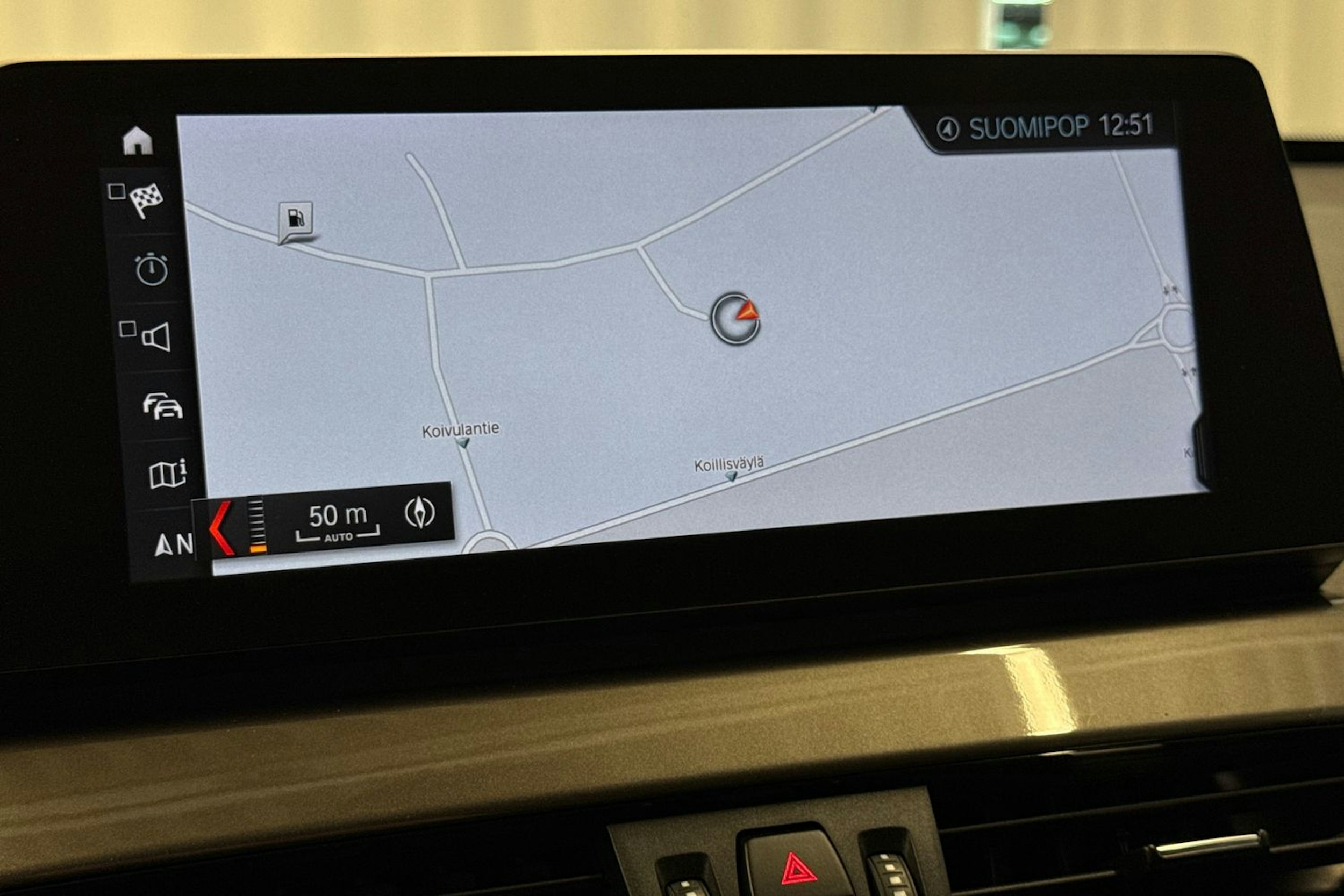 musta BMW X1 2022 kuva 17.