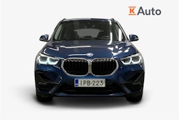 sininen BMW X1 2022 kuva 4.