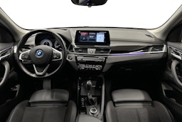 sininen BMW X1 2022 kuva 7.