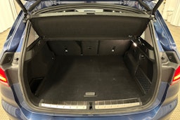 sininen BMW X1 2022 kuva 11.