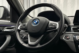 sininen BMW X1 2022 kuva 14.
