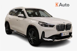 valkoinen BMW X1 2022 kuva 1.
