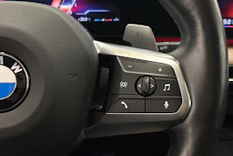 valkoinen BMW X1 2023 kuva 21.