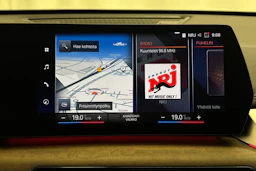 valkoinen BMW X1 2023 kuva 24.