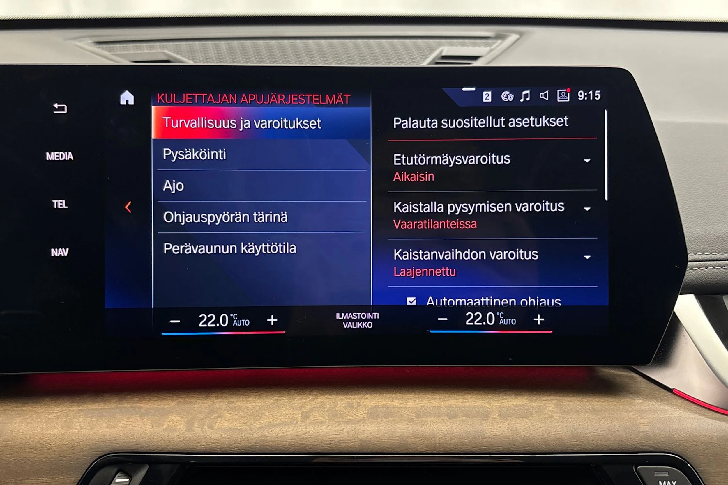 valkoinen BMW X1 2023 kuva 39.