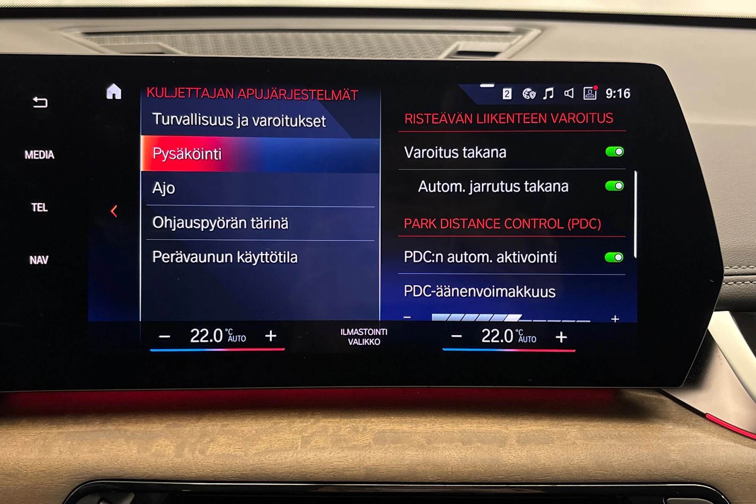 valkoinen BMW X1 2023 kuva 43.