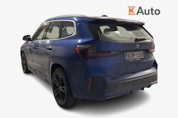 sininen BMW X1 2022 kuva 2.