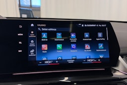 sininen BMW X1 2023 kuva 15.